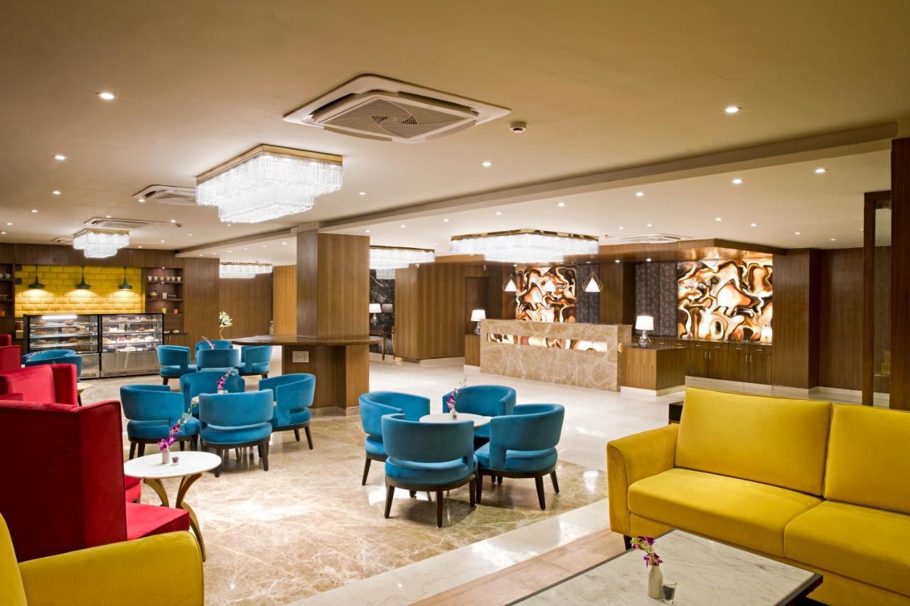 Regenta Central Noida, Sector 49 Exterior photo