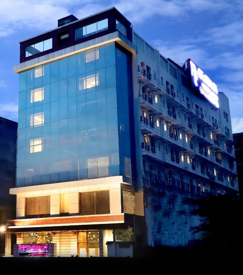 Regenta Central Noida, Sector 49 Exterior photo